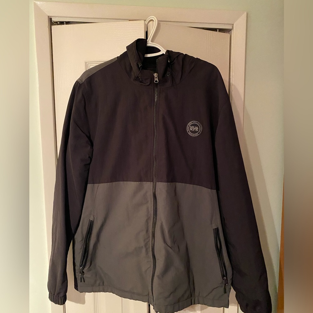 Jacket L - Picture 2 of 3